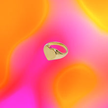 HEART ON YOUR SLEEVE SIGNET GOLDEN