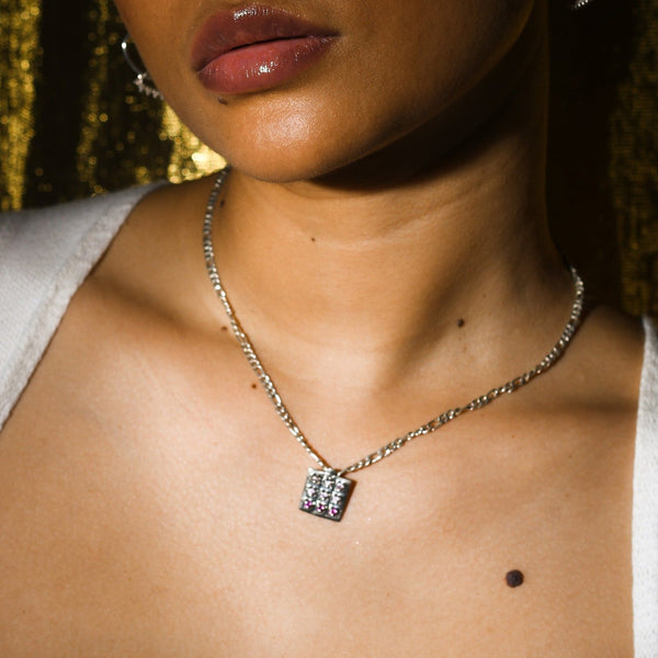 NAVGRADIENT SQUARE PENDANT ON CHAIN GREEN