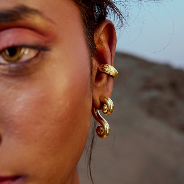 ODYSSEY EAR CUFF GOLD