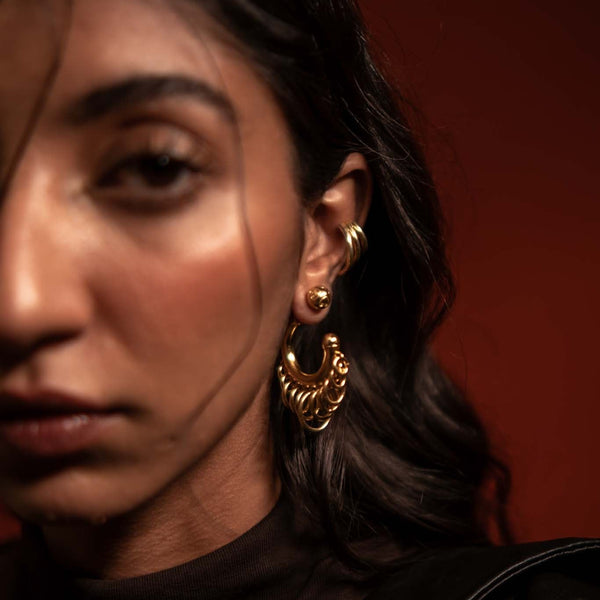 EMBRACE ME EAR CUFFS GOLD